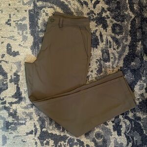 Women’s size 6 NORTH FACE ankle pants